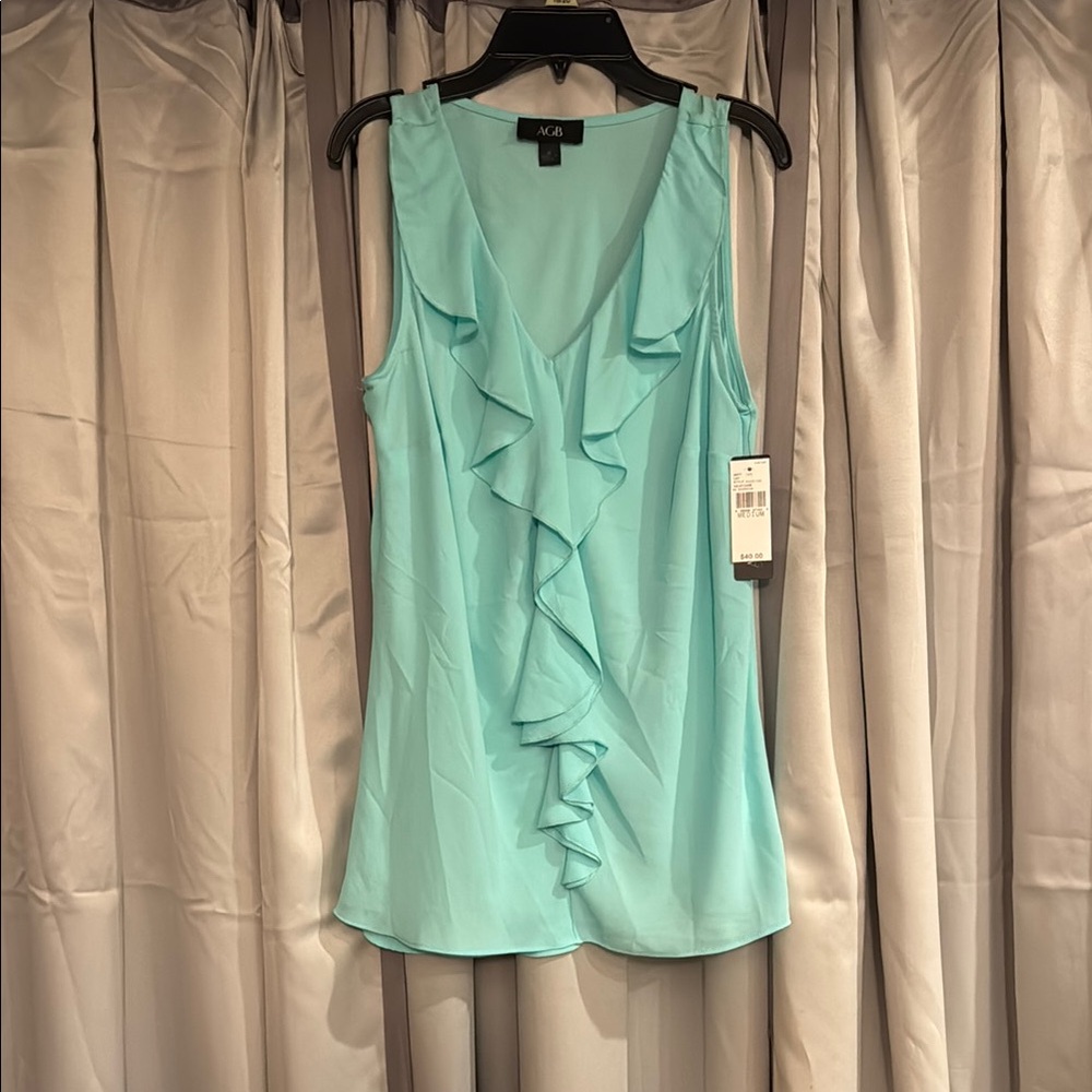 AGB Green Ruffled Sleeveless Blouse